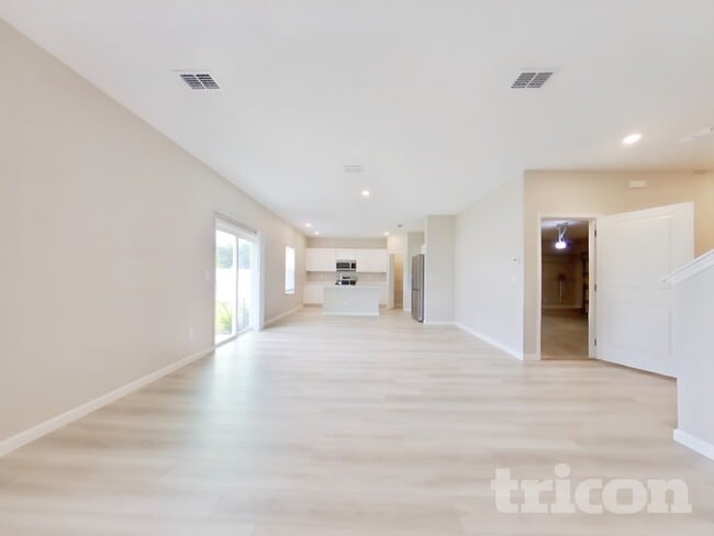 Photo - 2915 Grand Finale St