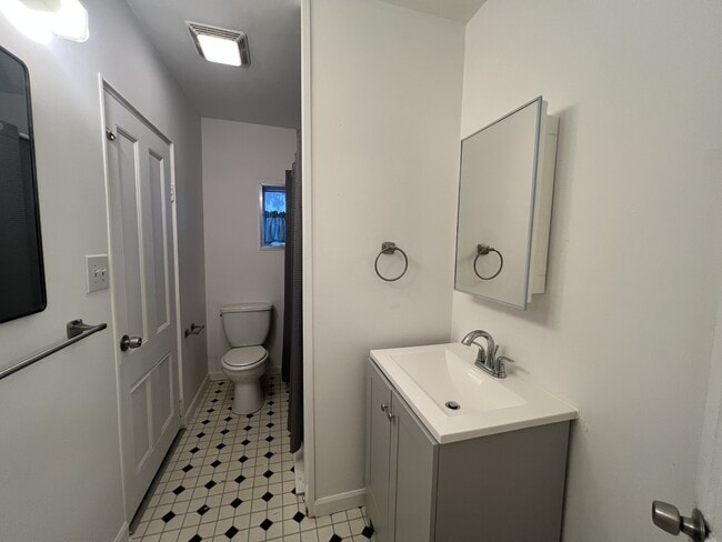 Photo - 13803 Marlatt Rd S