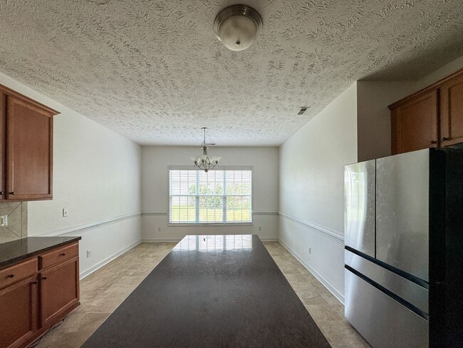 Photo - Lovely 4 Bed 2 Bath Home in Westgate