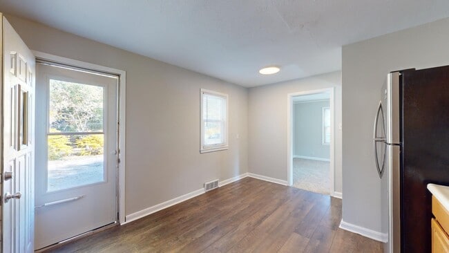 3121 Lincoln Way