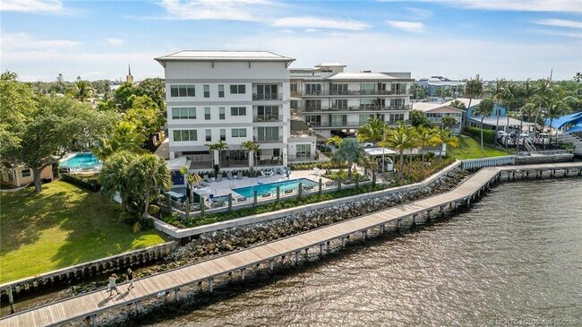 Photo - 41 SW Seminole St Unidad 310