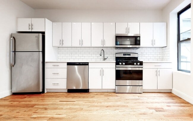 Photo - Sterling Place Unit 1E