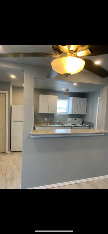 Photo - 2113 Saladia St Unidad Apt For Rent 1 x 1 -All bills included