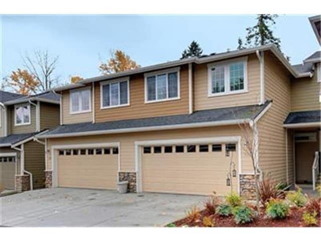 Luxury Townhome - 913 225th Place SE