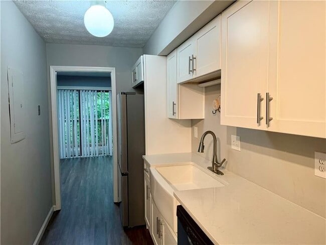 Photo - 1059 Mariners Dr