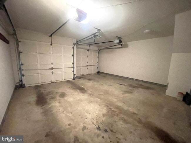 Photo - 2450 Garnett Dr