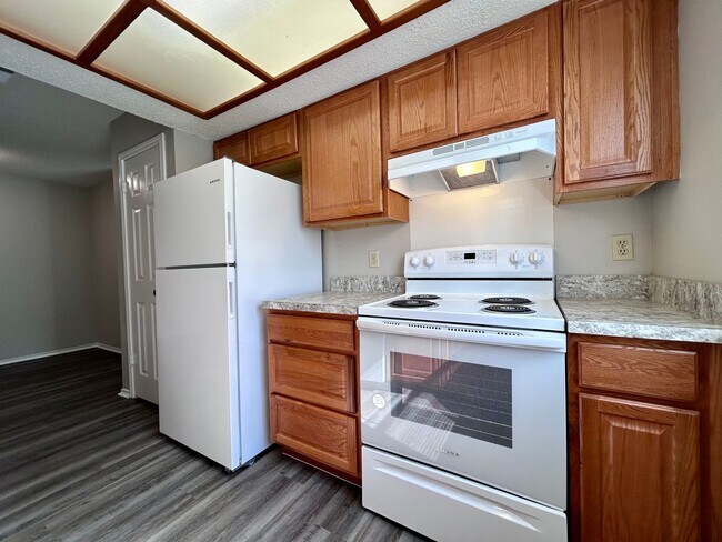 Photo - 9305 Kempler Dr Unidad B