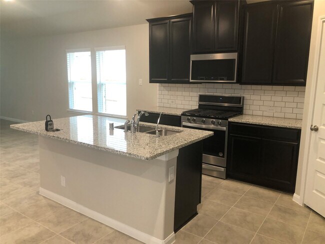 Photo - 1234 Oak Barrel Run