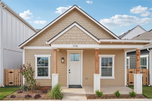 Building Photo - 6300 W Memorial Rd Unit 104