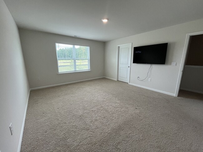 Photo - 549 Old Battle Bridge Rd