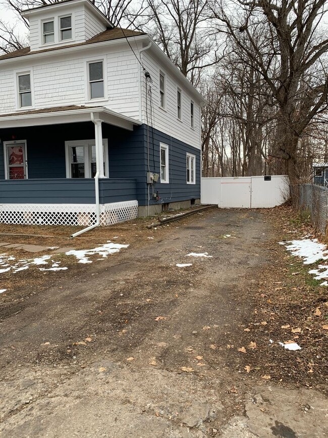 Photo - 3 Bedroom Single-Family Home