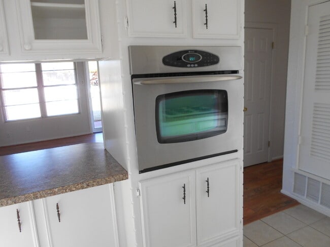 Photo - 3/1 Brick home on corner lot in Shallowater