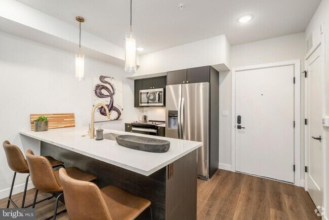 Building Photo - 1102 Germantown Ave Unit 407 Rental