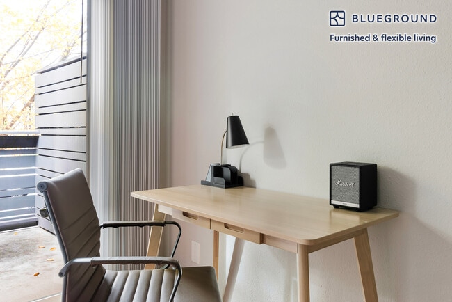 Photo - 111 N Rengstorff Ave Unidad FL2-ID1777