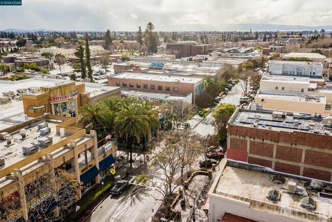 Photo - 1315 A St Unit 206