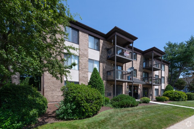 Photo - North Stoughton Village