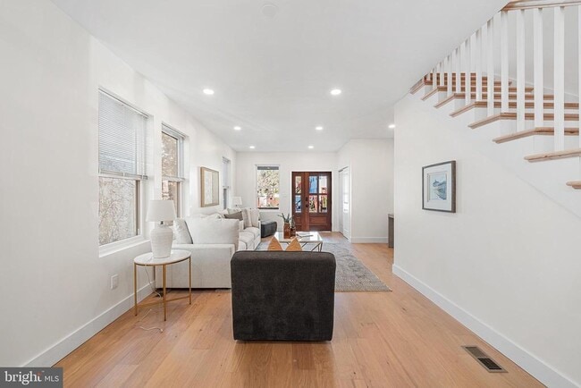 Photo - 705 Preston Ave