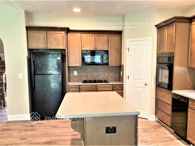 3243 Bridge Walk Dr