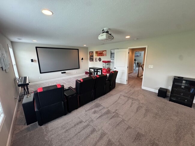 Photo - 104 Deerberry Ln