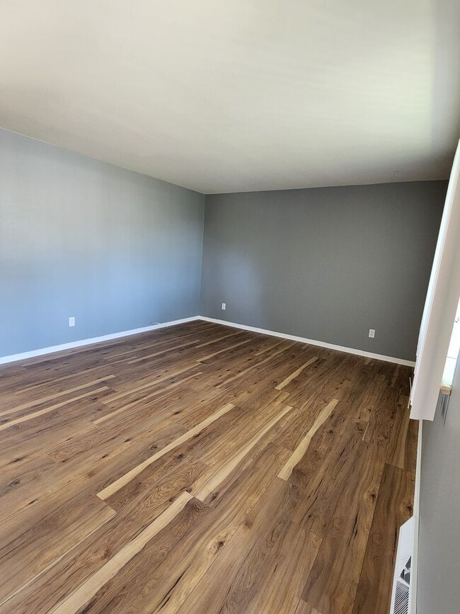 Photo - Amazing Price for this area!!! Nice Ranch ...