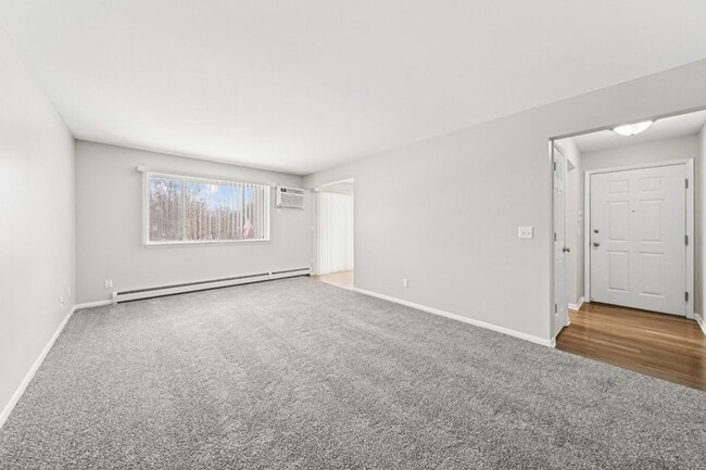 Photo - Williamsburg Apartments