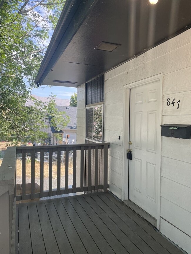 Photo - 847/849 3rd St. Unit 847