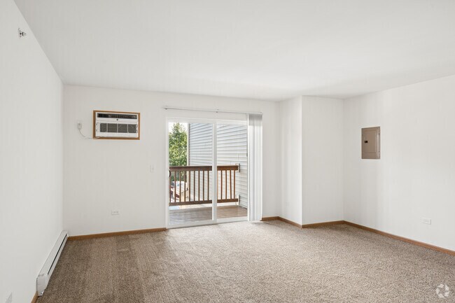 Efficiency - 692SF - Living Room