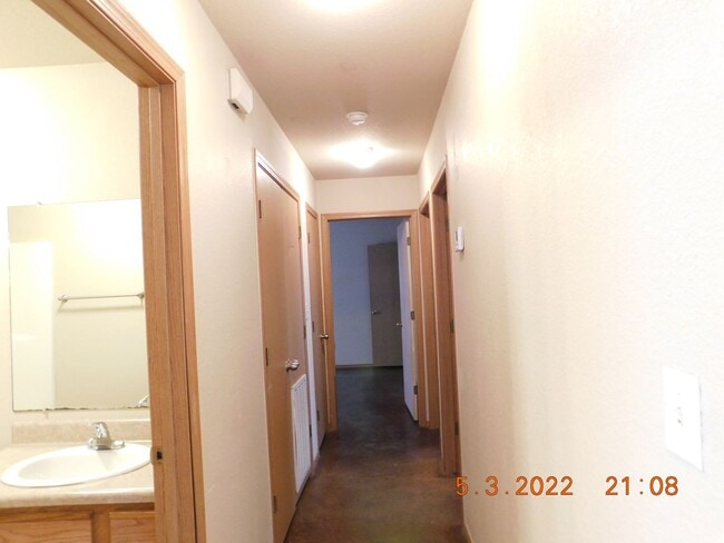 Photo - 1800 N M St Unit B