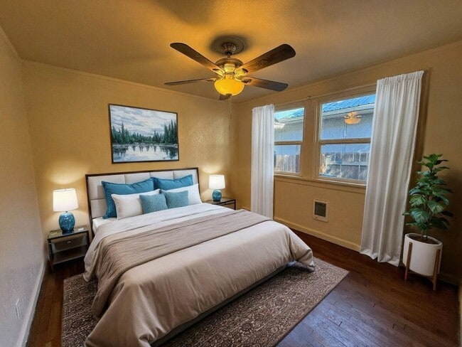 Photo - 791 Polk St