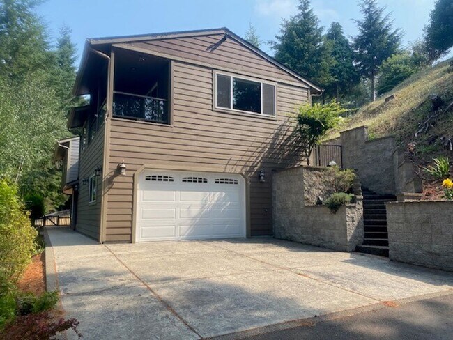 STUNNING country living in beautiful Coos ... - STUNNING country living in beautiful Coos ...