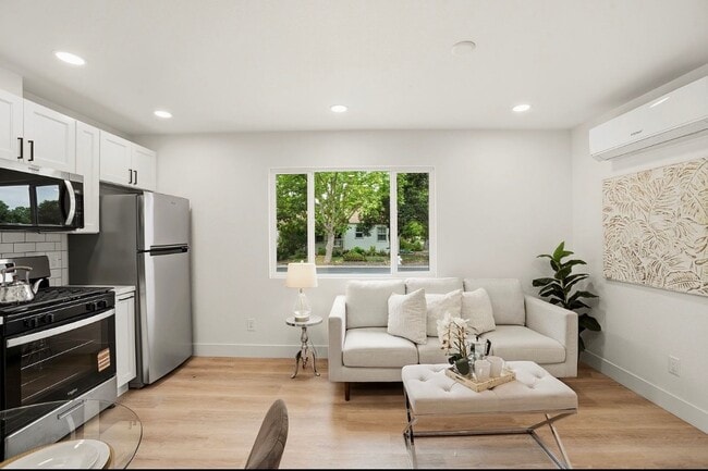 Photo - 1007 Pleasant Valley Dr Unit Private ADU