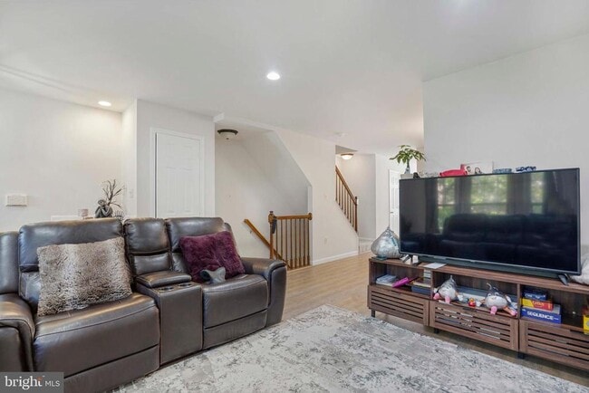 Photo - 13118 Plotner Farm Rd