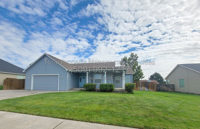 Building Photo - 4111 Joshua Dr