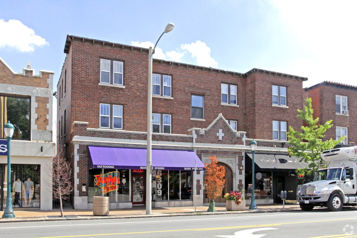 Photo - 6307-6309 Delmar Blvd Apartments