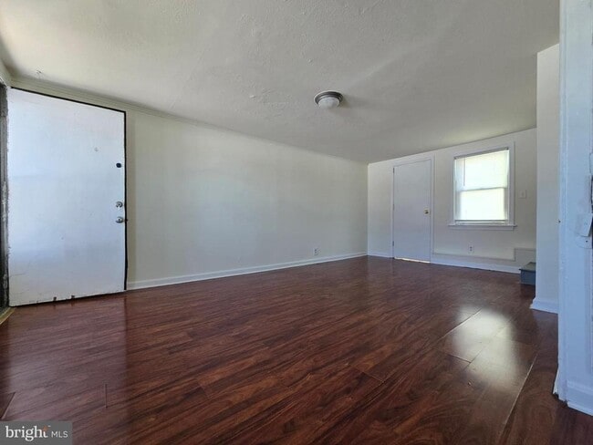 Photo - 76 Chestnut St