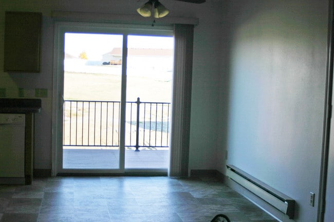 Photo - 631 Oakmont Rd Unidad 2