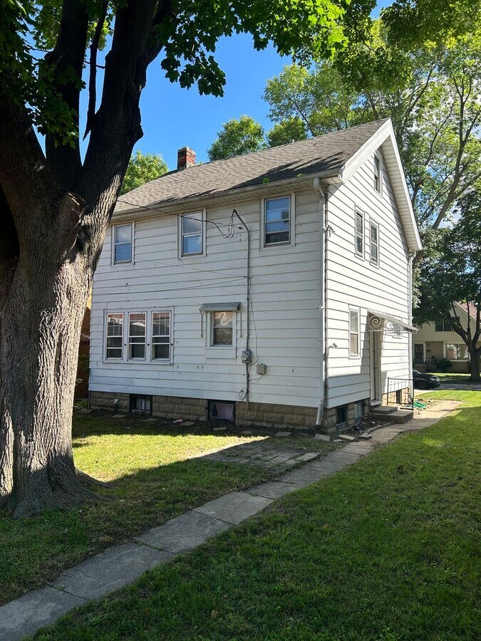 Photo - 3013 N 53rd St
