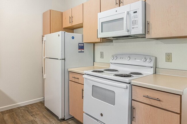 Limestone Creek Apartment Homes