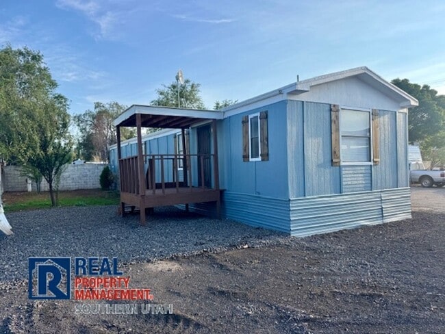 Building Photo - Modular in Veyo Rental