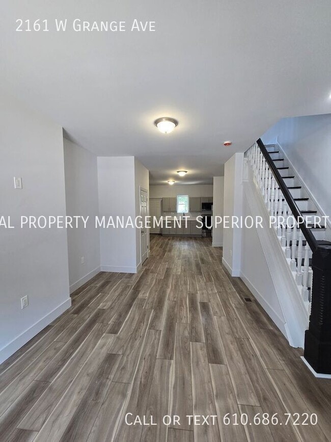 Photo - 2161 W Grange Ave