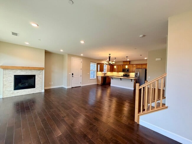 Photo - 1991 Wind Ranch Rd