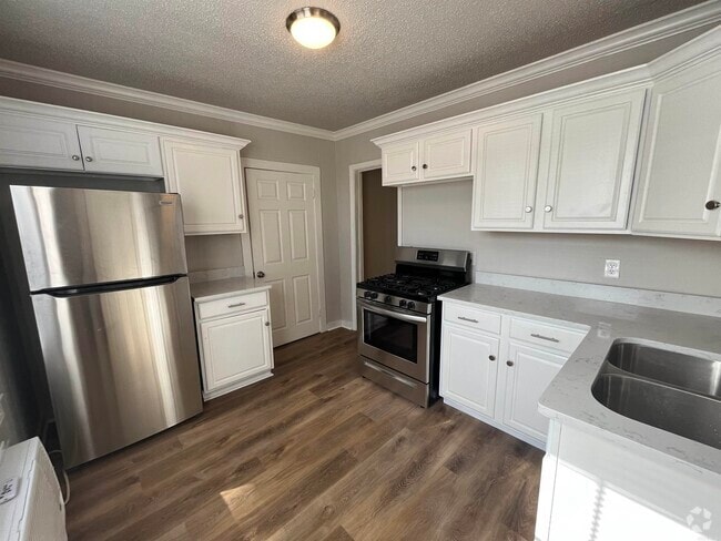 Building Photo - 4101 W 2nd St Rental