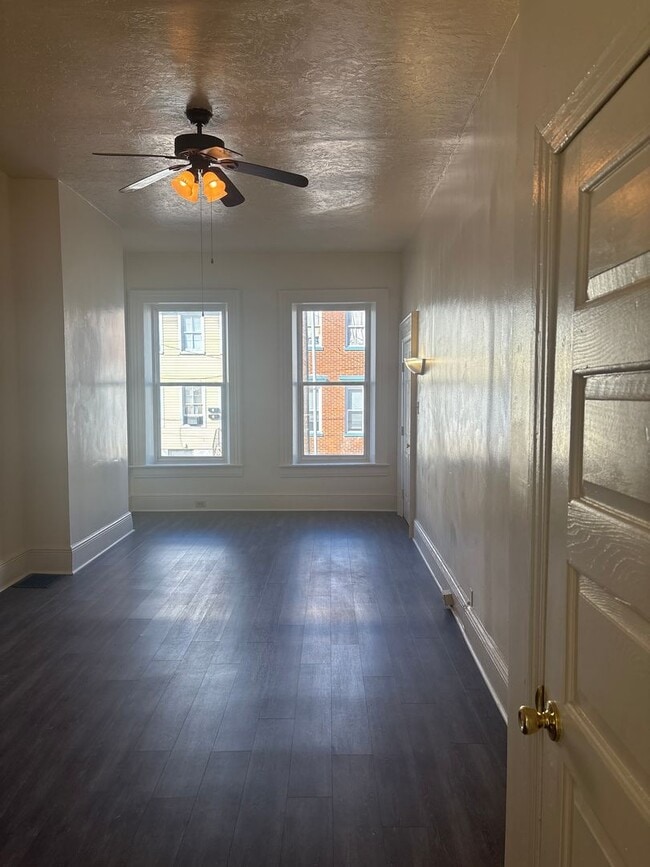Photo - 1st Floor 1 Bedroom Apartment in Downtown York City