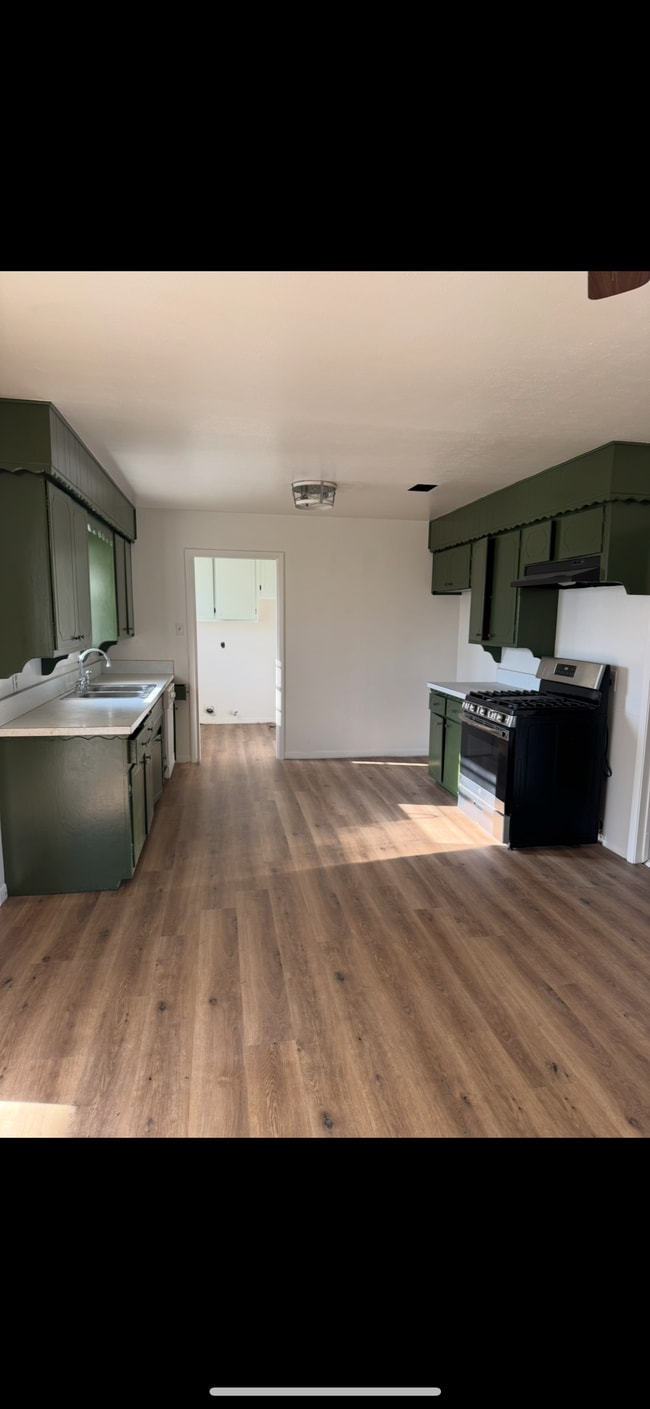 Photo - 207 Runaway Bay Dr