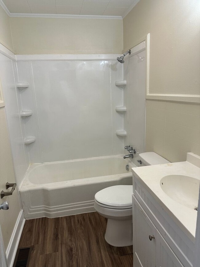 Photo - 205/207 WATER STREET Unit 205