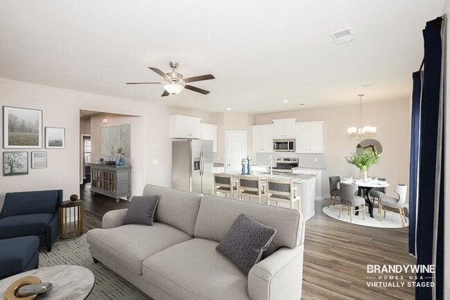 Photo - 538 Glenmanor Dr