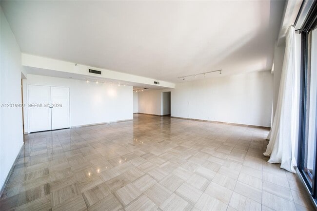 Photo - 151 Crandon Blvd Unit 425