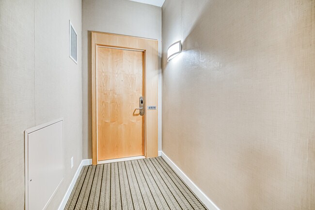 Photo - 55 Bremner Blvd