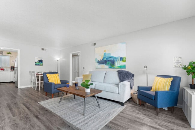 Broadway Ridge Apartments