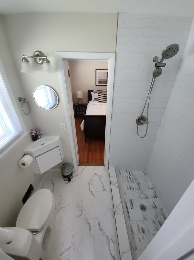 Photo - 1959 Shepherd Cir SW